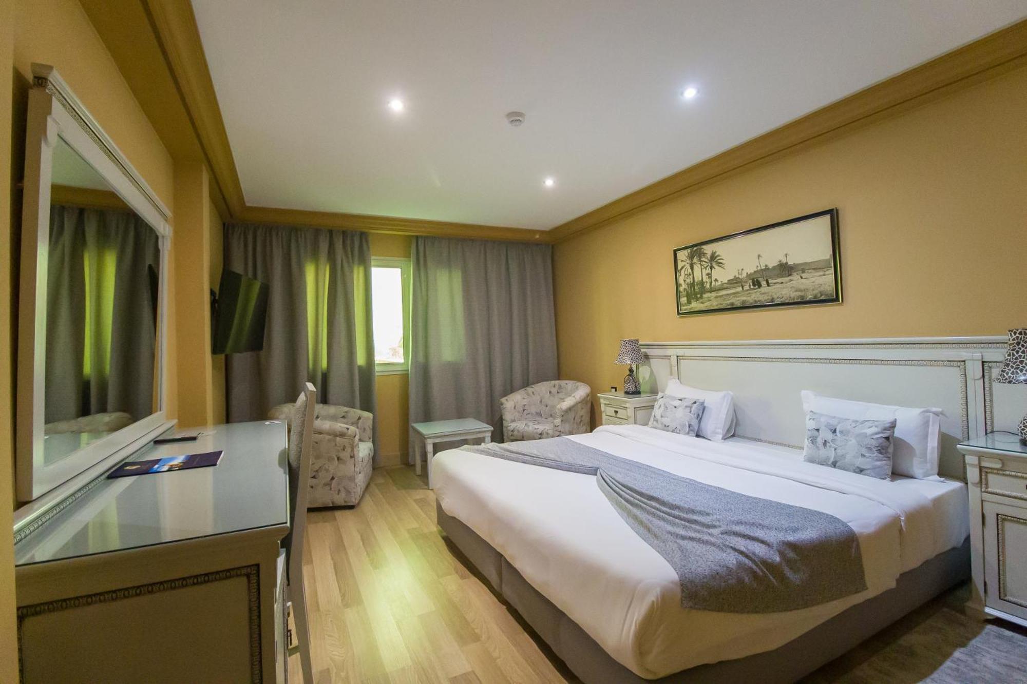 El Oumnia Puerto & Spa Танжер Екстериор снимка