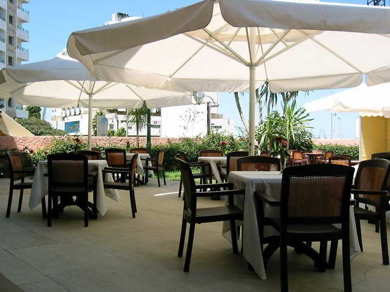 El Oumnia Puerto & Spa Танжер Ресторант снимка